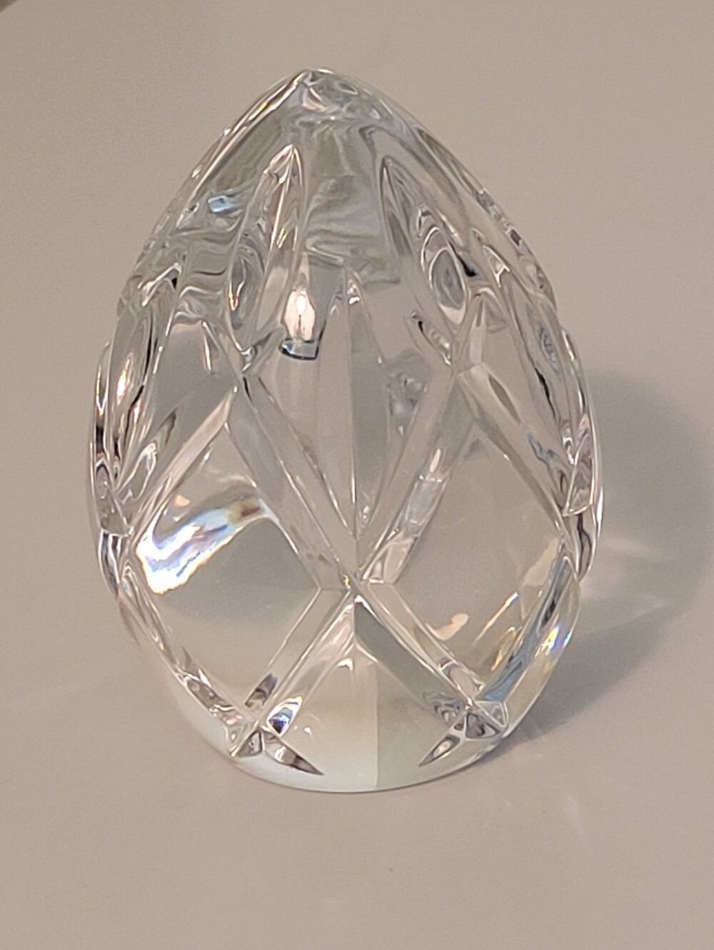 Lenox,Clear Crystal Decorative Egg Shaped Paperweight Sculpture - Clear Home Art